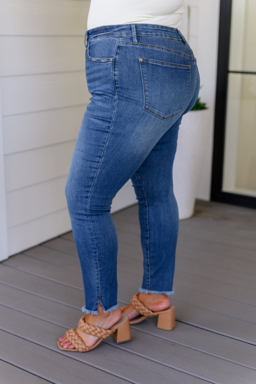 Perfect Fit High Rise Button Fly Skinny Judy Blue Jeans – Hometown Honey  Boutique