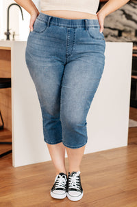Emily High Rise Cool Denim Pull On Capri Jeans - JUDY BLUE
