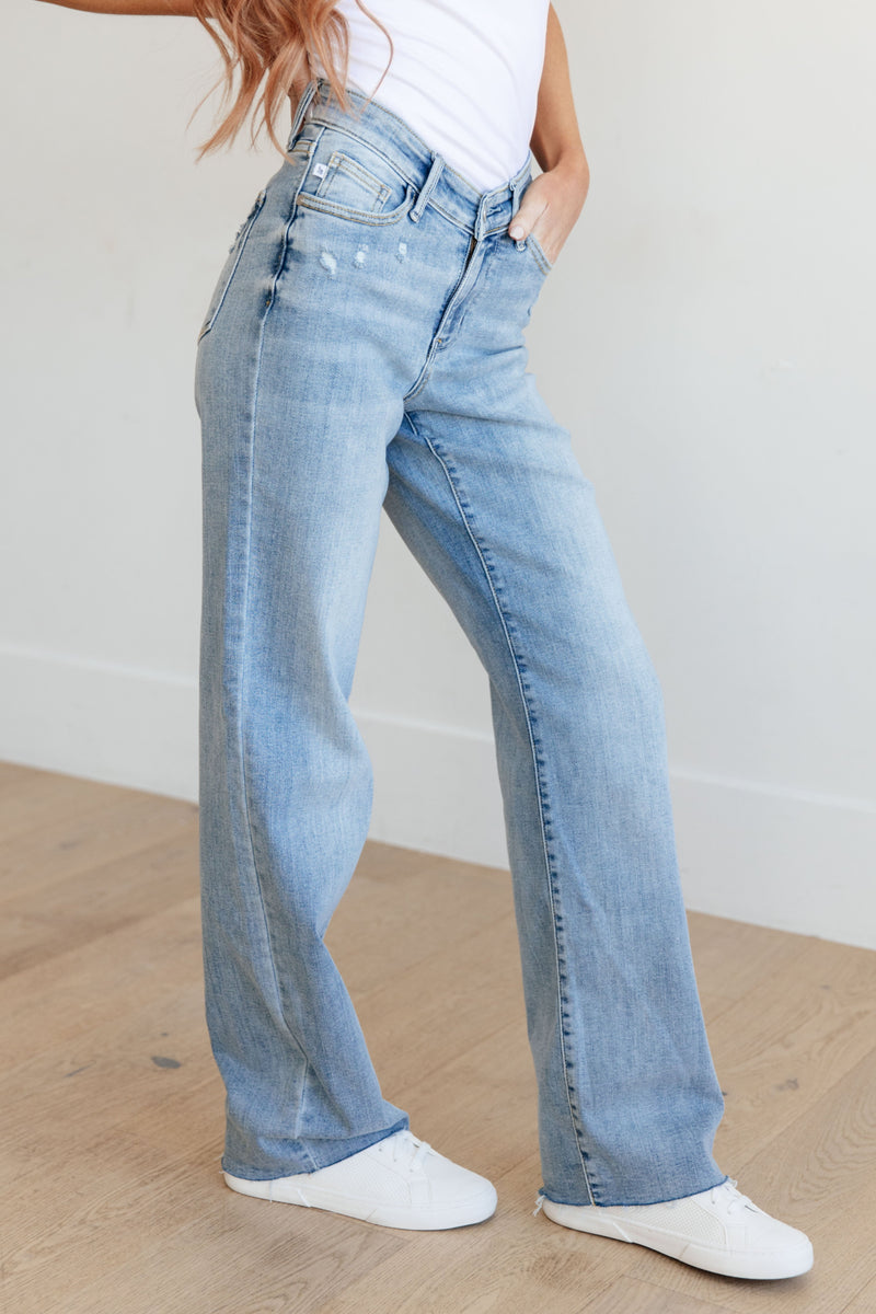 Mildred High Rise V Front Waistband Straight Jeans - JUDY BLUE