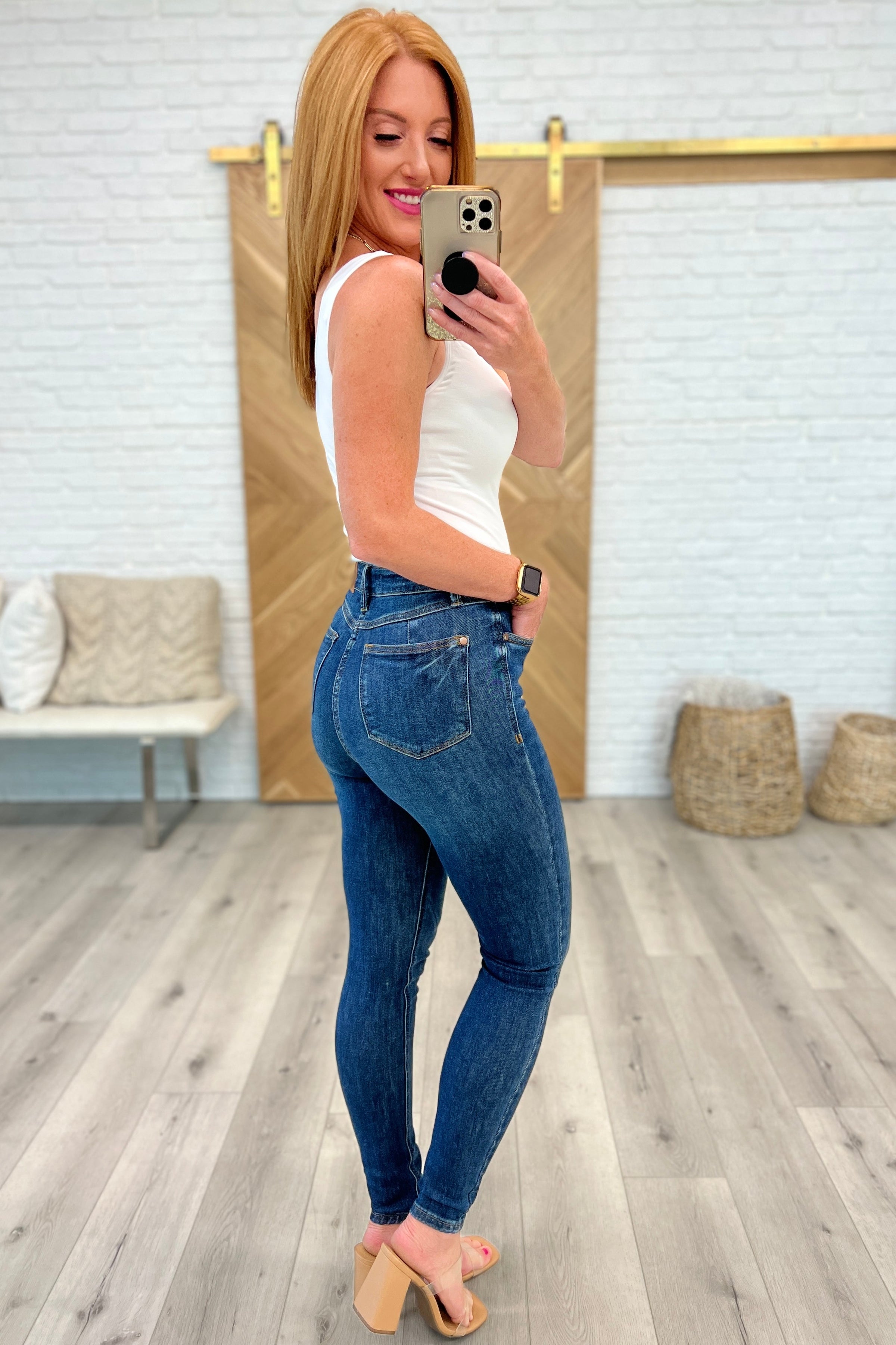 Cora High Rise Control Top Skinny Jeans - JUDY BLUE – Junk in the Trunk  Boutique
